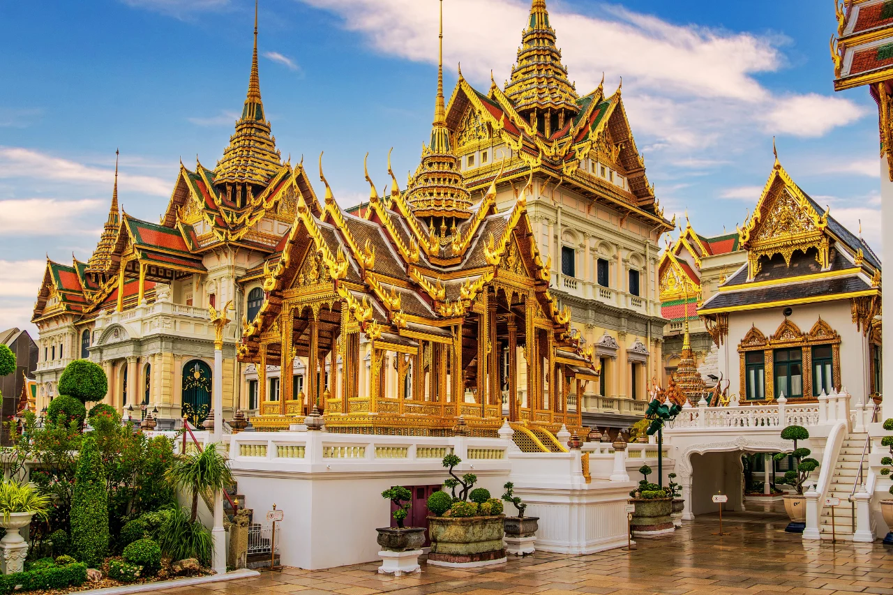 Thailand Tour Package Buddha Temple in Bangkok