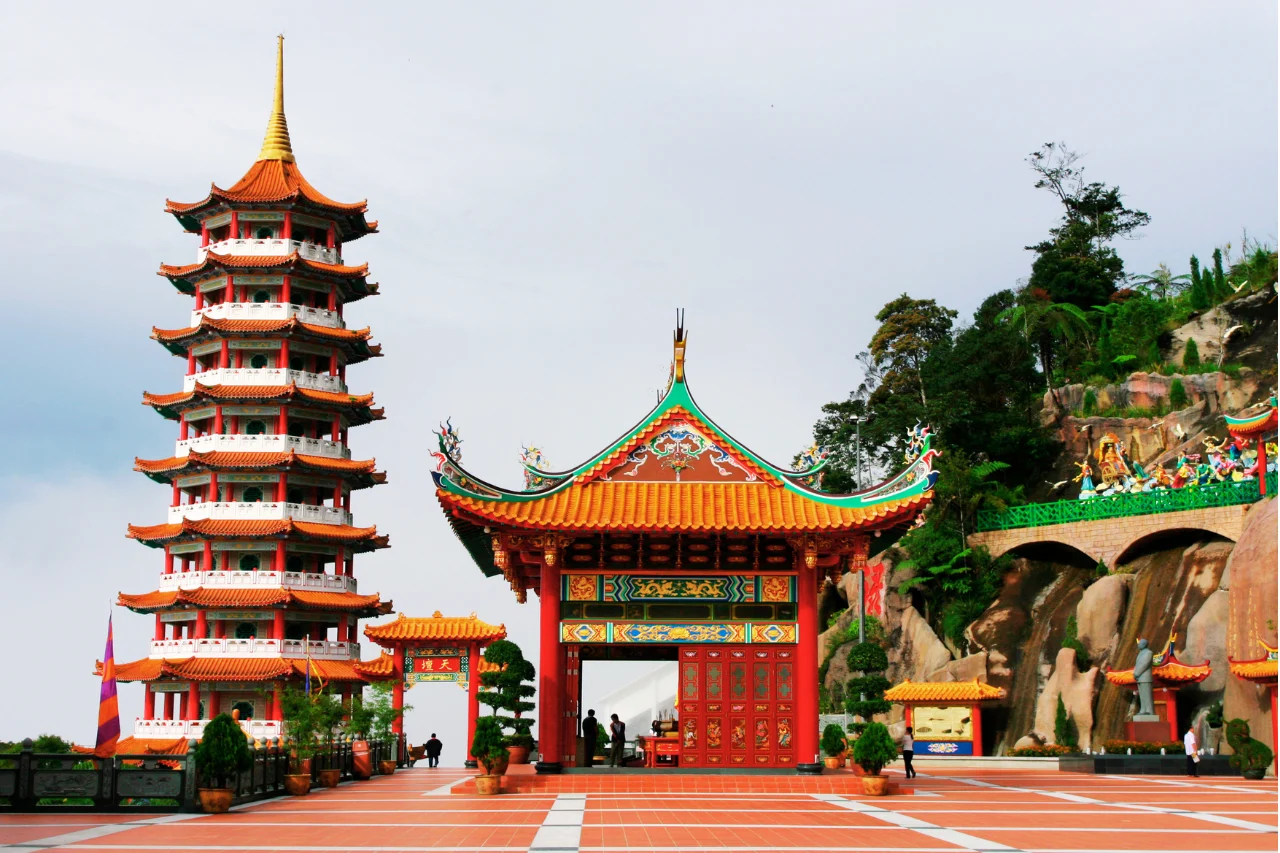 Malaysia Tour Package Chin Swee Caves Temple