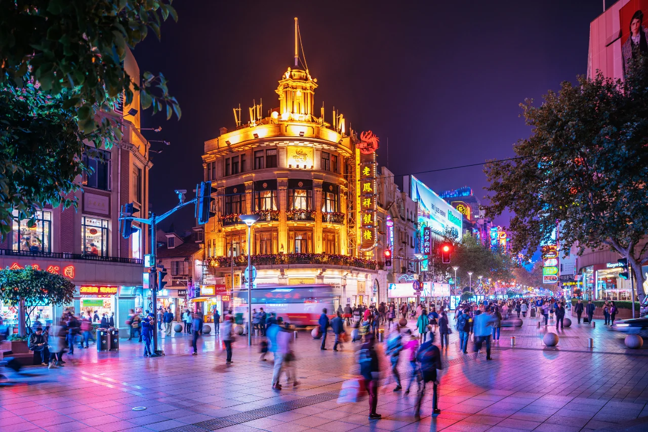 China Tour Package Shoppping Street in Shanghai