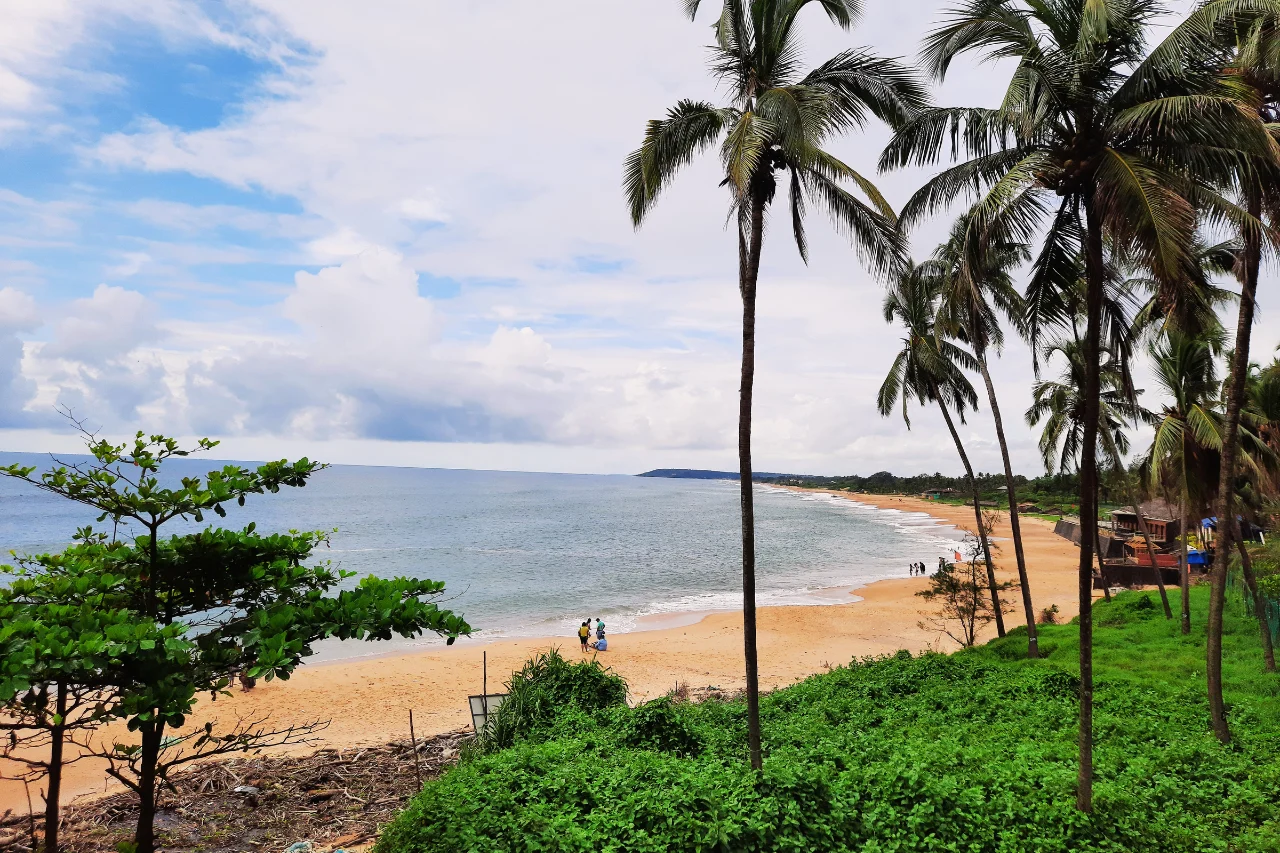 Goa Tour Package Sinquerim Beach in goa